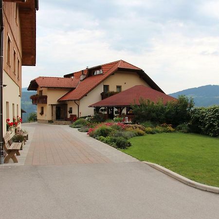 Apartments Organic Tourist Farm Jeglijenk Šentjanž pri Dravogradu Exterior foto